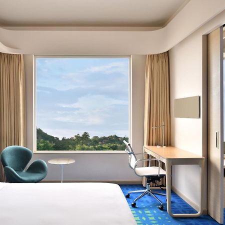 Hotel Fairfield By Marriott Hyderabad Gachibowli Esterno foto