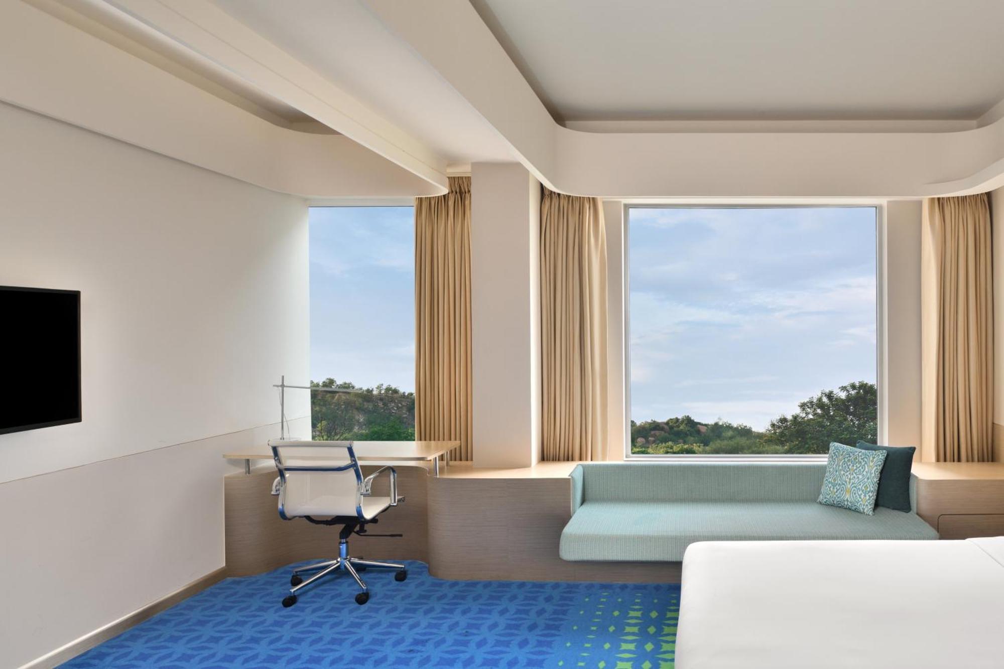 Hotel Fairfield By Marriott Hyderabad Gachibowli Esterno foto