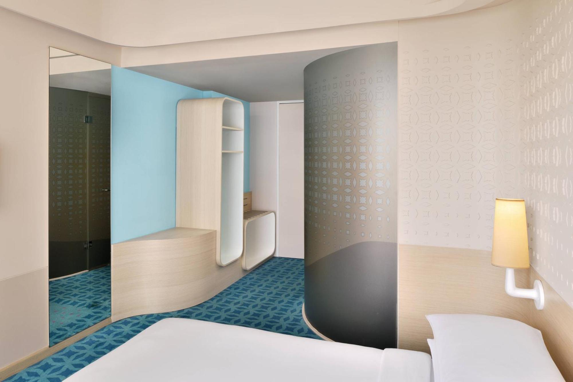 Hotel Fairfield By Marriott Hyderabad Gachibowli Esterno foto