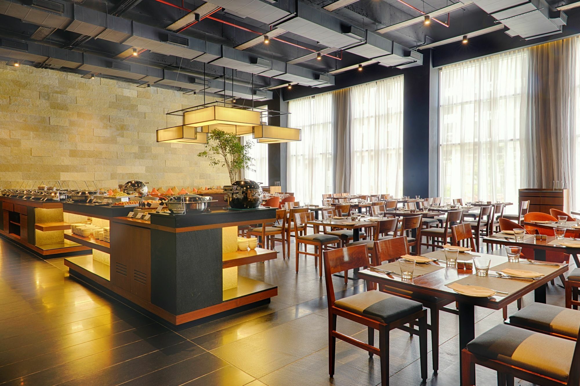 Hotel Fairfield By Marriott Hyderabad Gachibowli Esterno foto